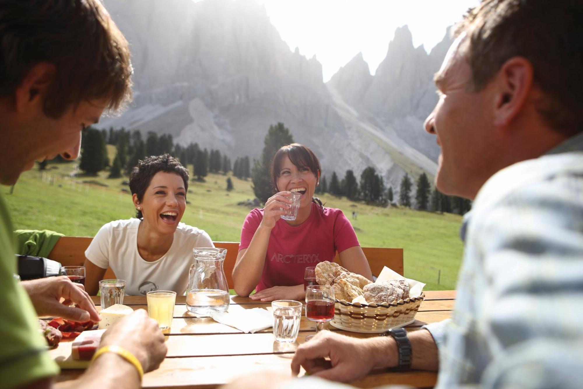 Sankt Johann Spa Suites & Apartments Prato allo Stelvio Eksteriør billede