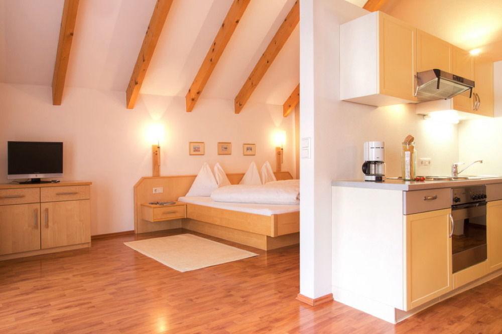 Sankt Johann Spa Suites & Apartments Prato allo Stelvio Eksteriør billede