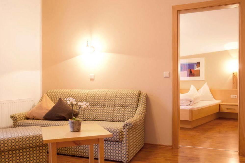 Sankt Johann Spa Suites & Apartments Prato allo Stelvio Eksteriør billede